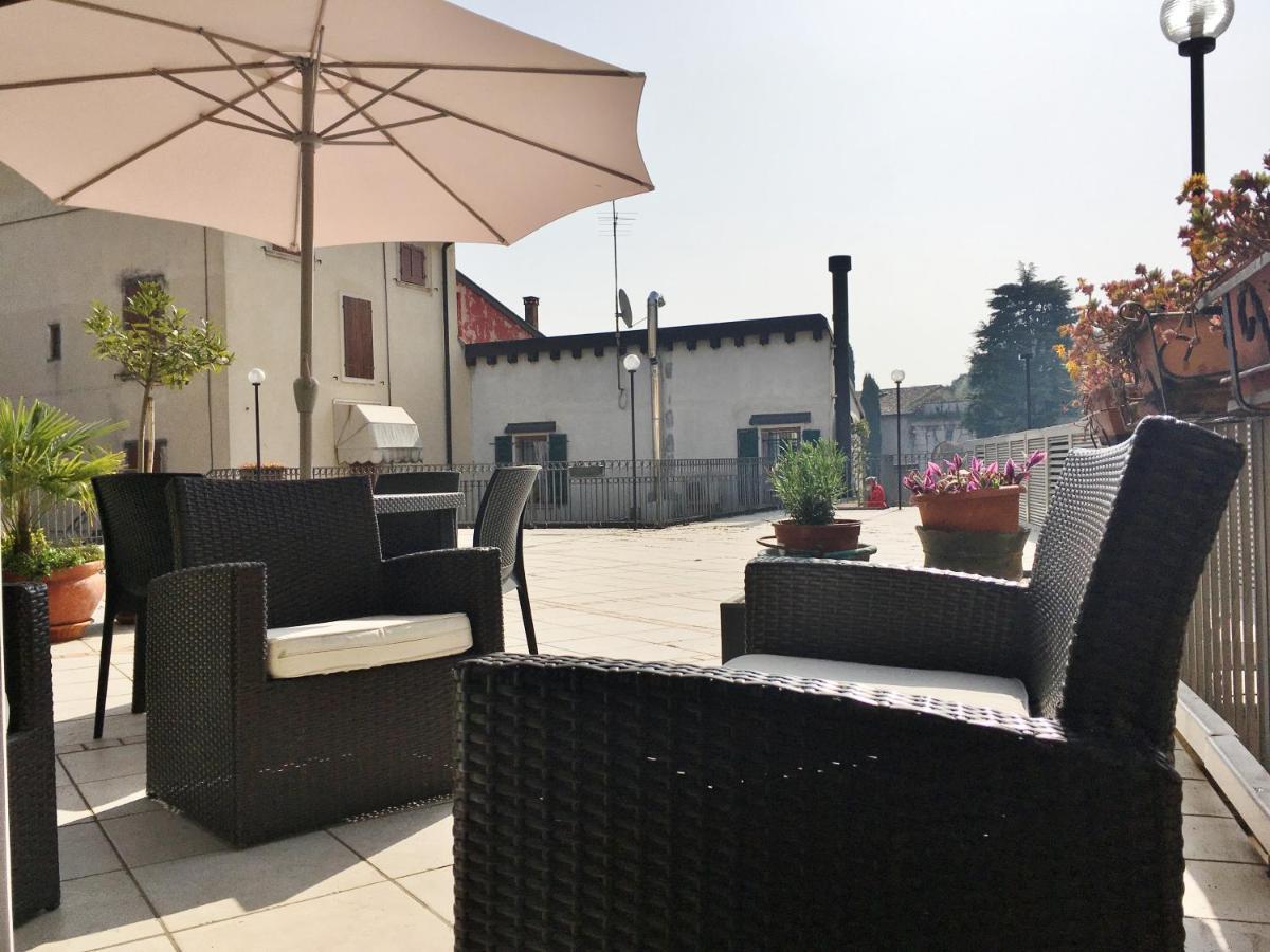 Casa Elisabetta Lägenhet Peschiera del Garda Exteriör bild