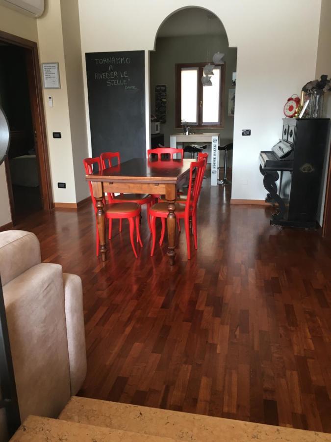 Casa Elisabetta Lägenhet Peschiera del Garda Exteriör bild