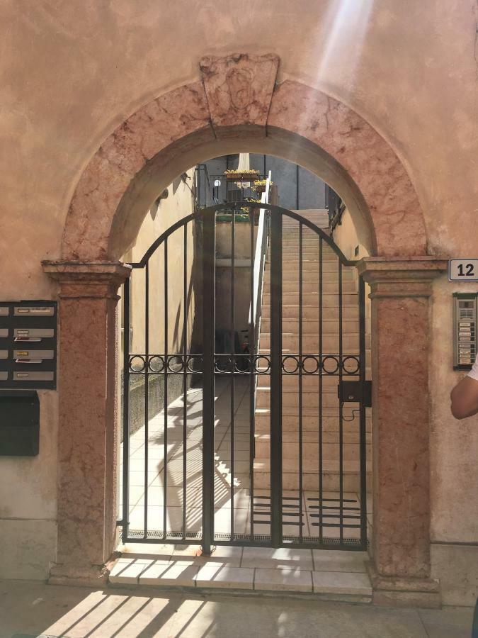 Casa Elisabetta Lägenhet Peschiera del Garda Exteriör bild
